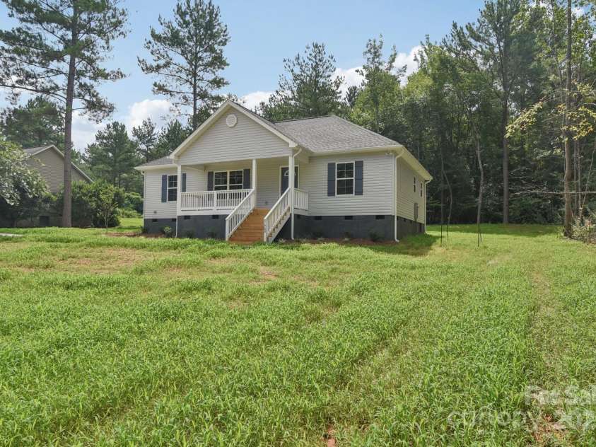 1669 California Road, York, SC 29745.  MLS# CAR4257884, YatesRealty ID 14723. 