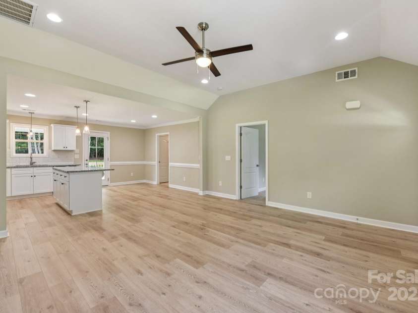 1669 California Road, York, SC 29745.  MLS# CAR4257884, YatesRealty ID 14723. 