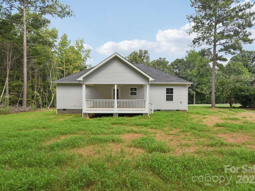 1669 California Road, York, SC 29745.  MLS# CAR4257884, YatesRealty ID 14723. 
