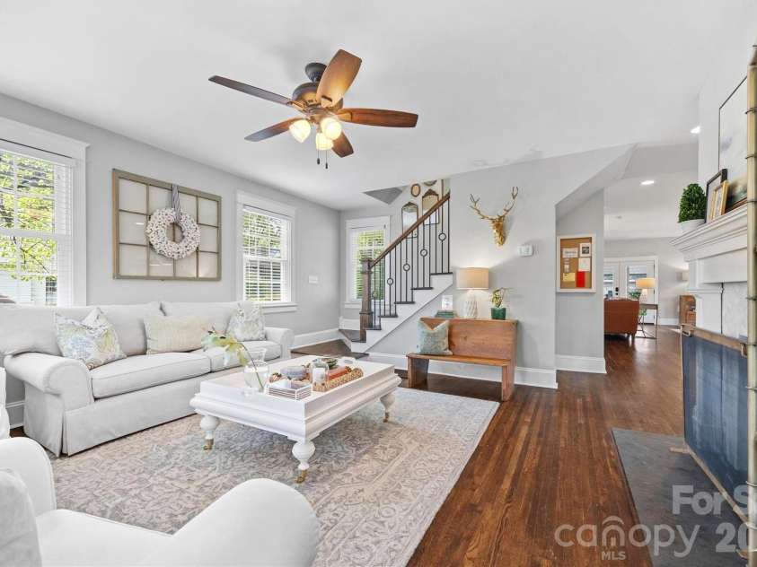 2240 Bay Street, Charlotte, NC 28205.  MLS# CAR4369987, YatesRealty ID 14723. 