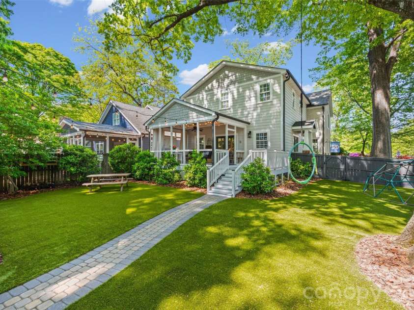 2240 Bay Street, Charlotte, NC 28205.  MLS# CAR4369987, YatesRealty ID 14723. 