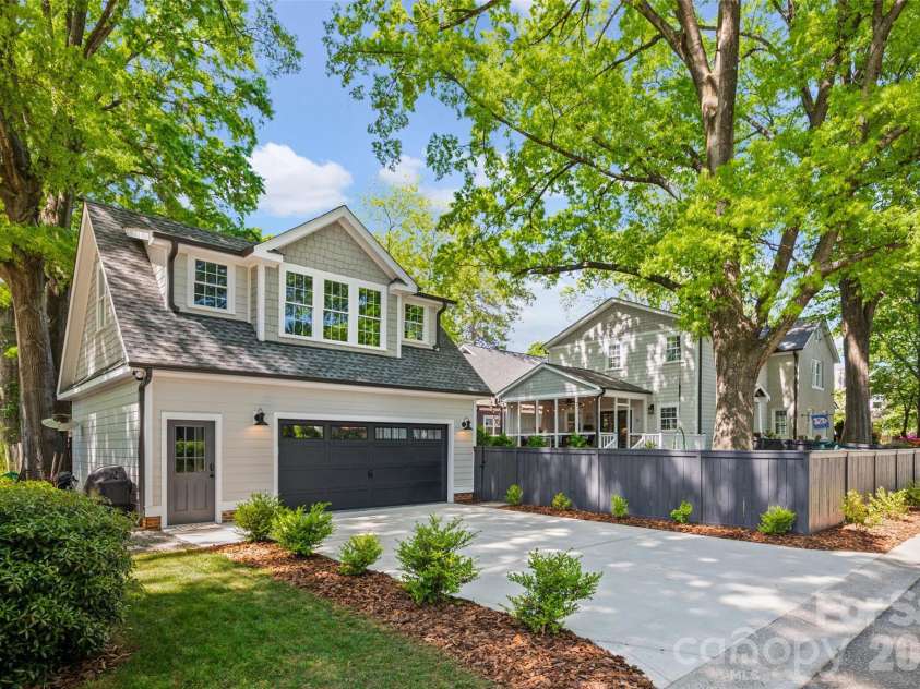 2240 Bay Street, Charlotte, NC 28205.  MLS# CAR4369987, YatesRealty ID 14723. 