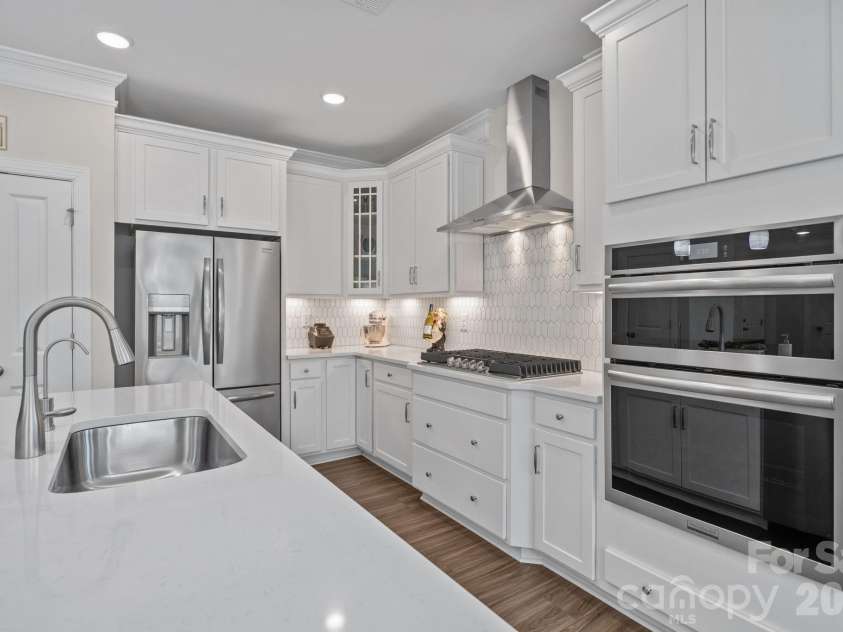 154 Cotton Field Drive, Statesville, NC 28677.  MLS# CAR4358774, YatesRealty ID 14724. 