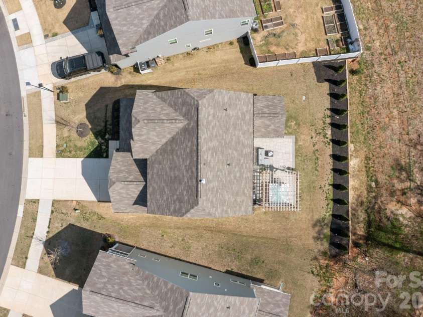 154 Cotton Field Drive, Statesville, NC 28677.  MLS# CAR4358774, YatesRealty ID 14724. 
