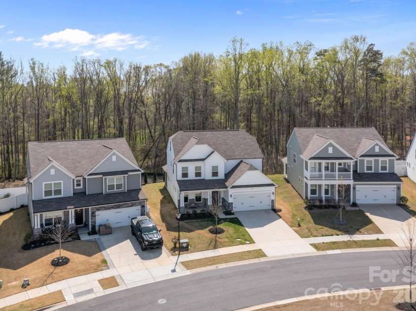 154 Cotton Field Drive, Statesville, NC 28677.  MLS# CAR4358774, YatesRealty ID 14724. 