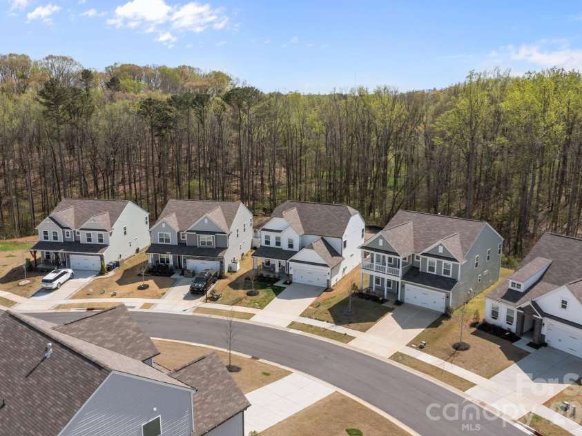 154 Cotton Field Drive, Statesville, NC 28677.  MLS# CAR4358774, YatesRealty ID 14724. 