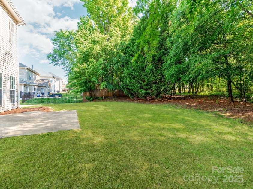 533 Montgrove Place, Concord, NC 28027.  MLS# CAR4255998, YatesRealty ID 14725. 