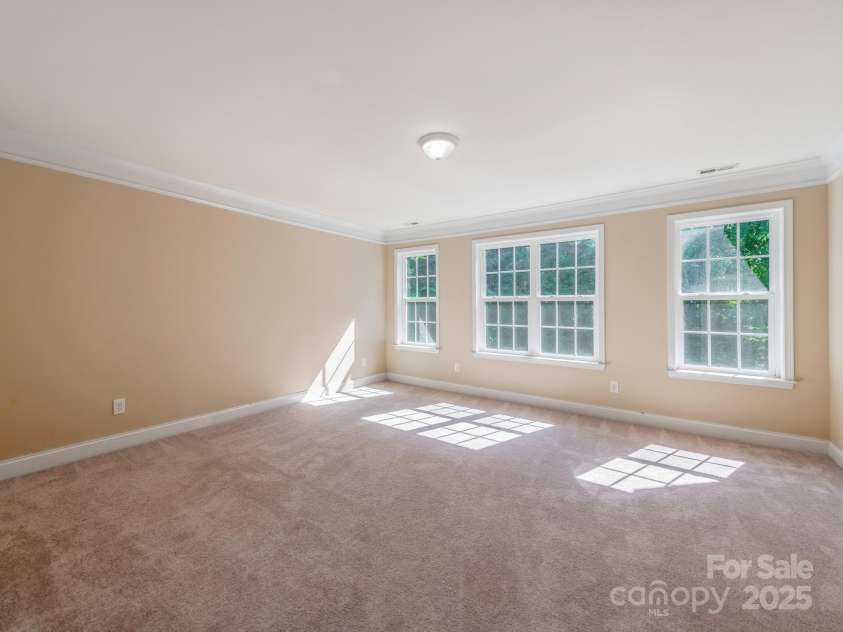 533 Montgrove Place, Concord, NC 28027.  MLS# CAR4255998, YatesRealty ID 14725. Bonus Room