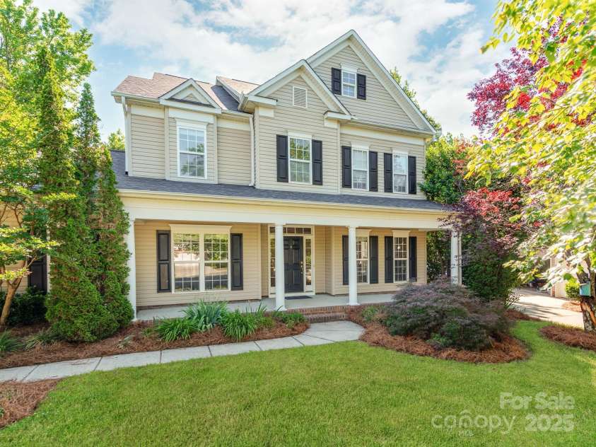 533 Montgrove Place, Concord, NC 28027.  MLS# CAR4255998, YatesRealty ID 14725. Wooded lot/Privacy