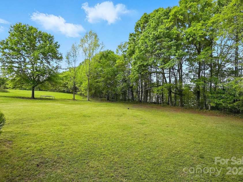 621 Harper Davis Road, Lake Wylie, SC 29710.  MLS# CAR4247083, YatesRealty ID 14726. 