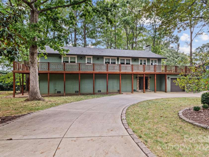258 Crystal Circle, Mooresville, NC 28117.  MLS# CAR4311806, YatesRealty ID 14729. 