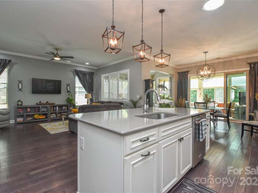 464 Granite Lake Court, Denver, NC 28037.  MLS# CAR4256536, YatesRealty ID 14729. 