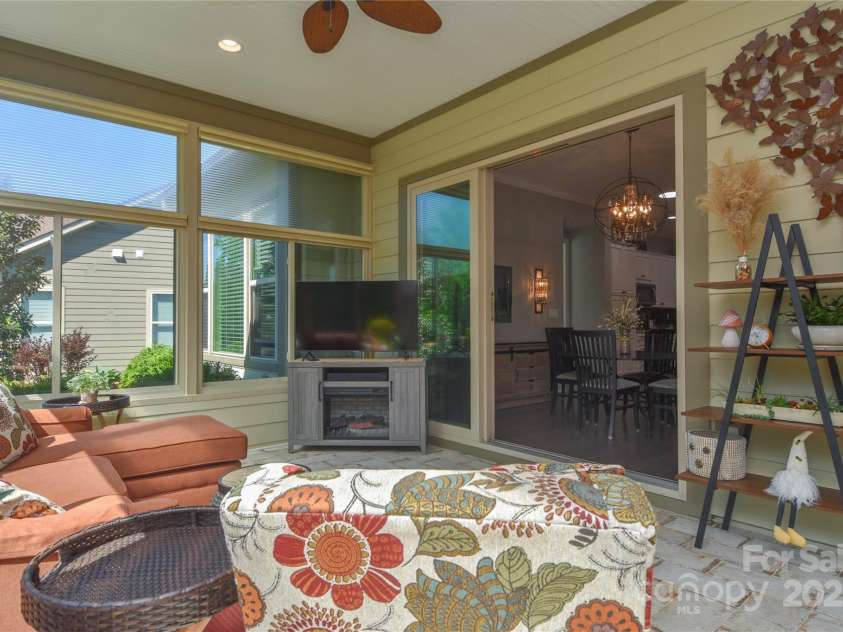 464 Granite Lake Court, Denver, NC 28037.  MLS# CAR4256536, YatesRealty ID 14729. 