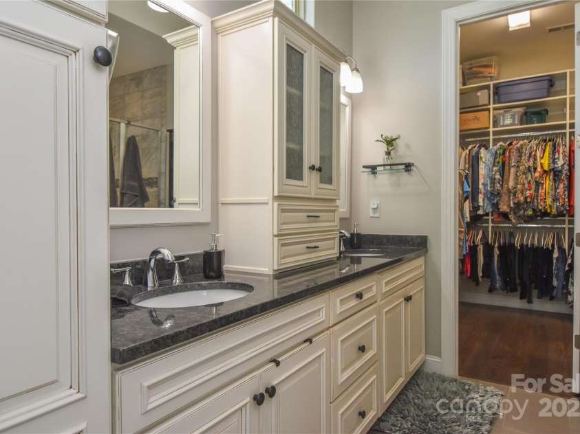 464 Granite Lake Court, Denver, NC 28037.  MLS# CAR4256536, YatesRealty ID 14729. 