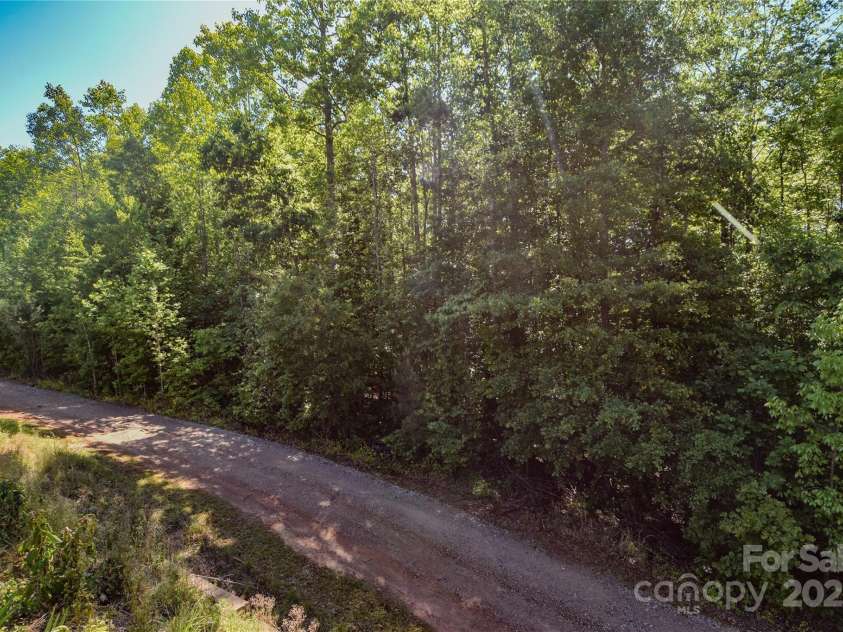 464 Granite Lake Court, Denver, NC 28037.  MLS# CAR4256536, YatesRealty ID 14729. 