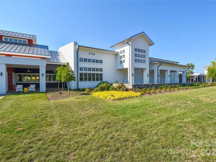 464 Granite Lake Court, Denver, NC 28037.  MLS# CAR4256536, YatesRealty ID 14729. 