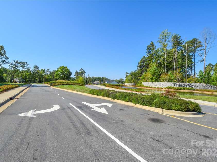 464 Granite Lake Court, Denver, NC 28037.  MLS# CAR4256536, YatesRealty ID 14729. 