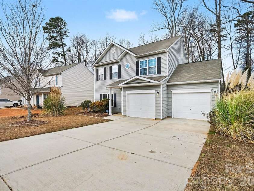 1526 Glenbar Court, Clover, SC 29710.  MLS# CAR4337838, YatesRealty ID 1473. Front Exterior