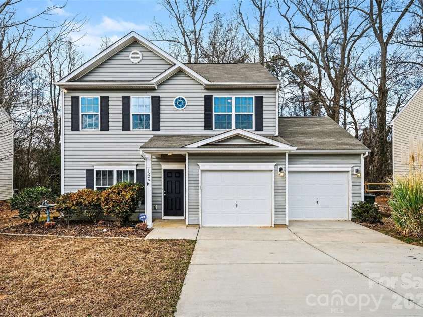 1526 Glenbar Court, Clover, SC 29710.  MLS# CAR4337838, YatesRealty ID 1473. Front Exterior