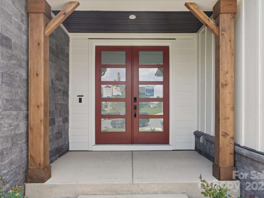 630 Hyder Trail, Tega Cay, SC 29708.  MLS# CAR4281073, YatesRealty ID 1473. Entry