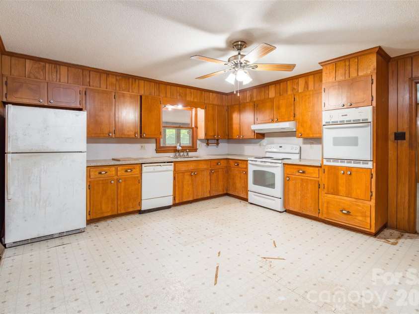 2506 Colebrook Drive, Rock Hill, SC 29732.  MLS# CAR4372240, YatesRealty ID 14730. 