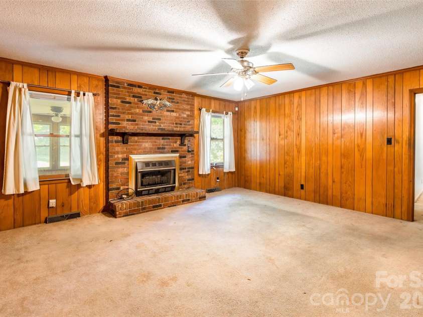 2506 Colebrook Drive, Rock Hill, SC 29732.  MLS# CAR4372240, YatesRealty ID 14730. 