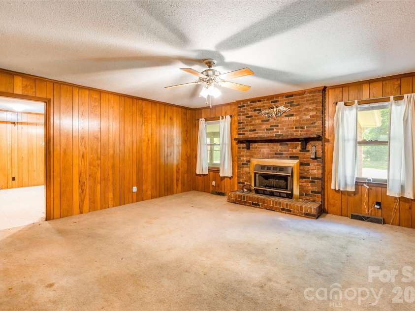 2506 Colebrook Drive, Rock Hill, SC 29732.  MLS# CAR4372240, YatesRealty ID 14730. 