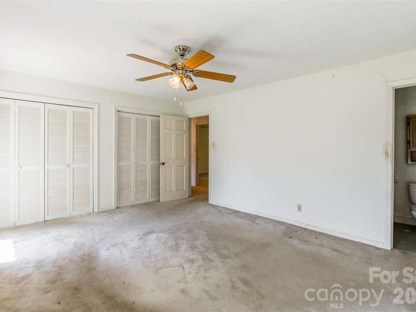 2506 Colebrook Drive, Rock Hill, SC 29732.  MLS# CAR4372240, YatesRealty ID 14730. 