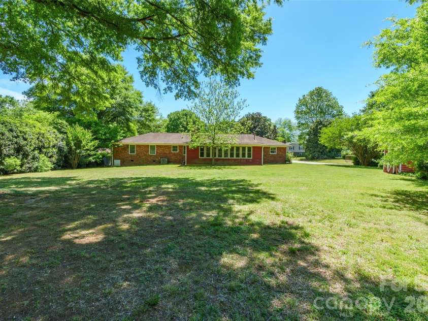 2506 Colebrook Drive, Rock Hill, SC 29732.  MLS# CAR4372240, YatesRealty ID 14730. 