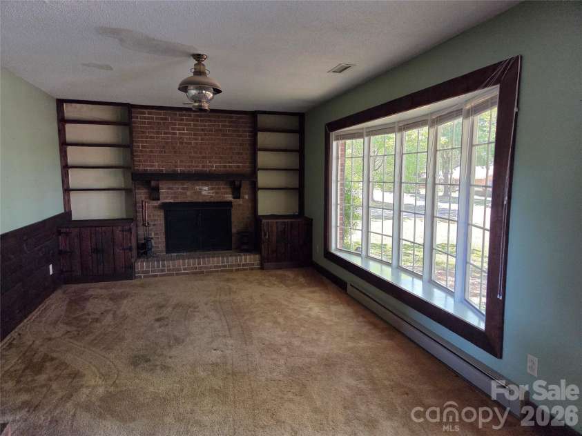 2309 24th Avenue, Hickory, NC 28601.  MLS# CAR4372707, YatesRealty ID 14731. Living room