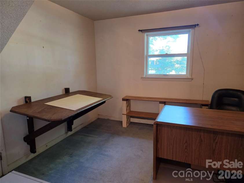 2309 24th Avenue, Hickory, NC 28601.  MLS# CAR4372707, YatesRealty ID 14731. Study/office