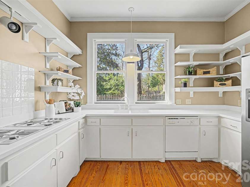 3 Kings Mountain Street, York, SC 29745.  MLS# CAR4350100, YatesRealty ID 14732. 