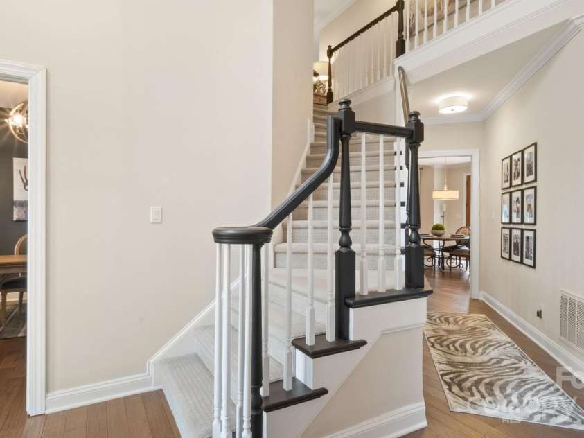 518 Streamside Lane, Waxhaw, NC 28173.  MLS# CAR4231208, YatesRealty ID 14733. 