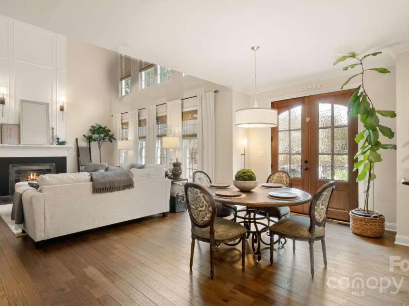 518 Streamside Lane, Waxhaw, NC 28173.  MLS# CAR4231208, YatesRealty ID 14733. 