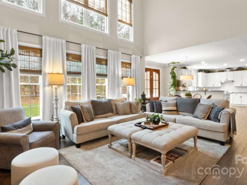 518 Streamside Lane, Waxhaw, NC 28173.  MLS# CAR4231208, YatesRealty ID 14733. 