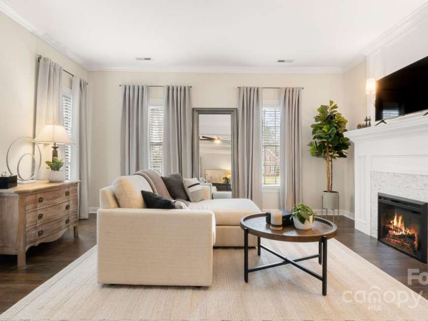 518 Streamside Lane, Waxhaw, NC 28173.  MLS# CAR4231208, YatesRealty ID 14733. 