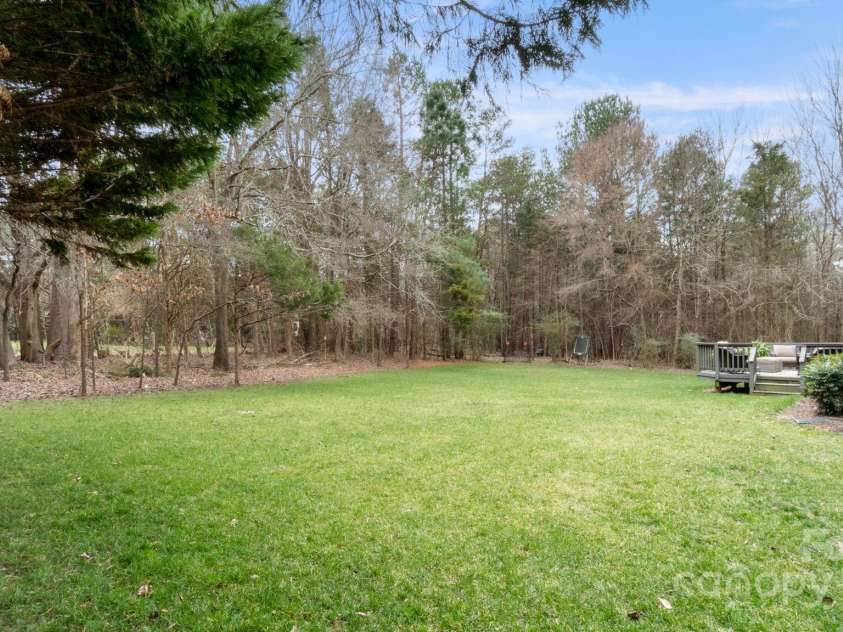 518 Streamside Lane, Waxhaw, NC 28173.  MLS# CAR4231208, YatesRealty ID 14733. 