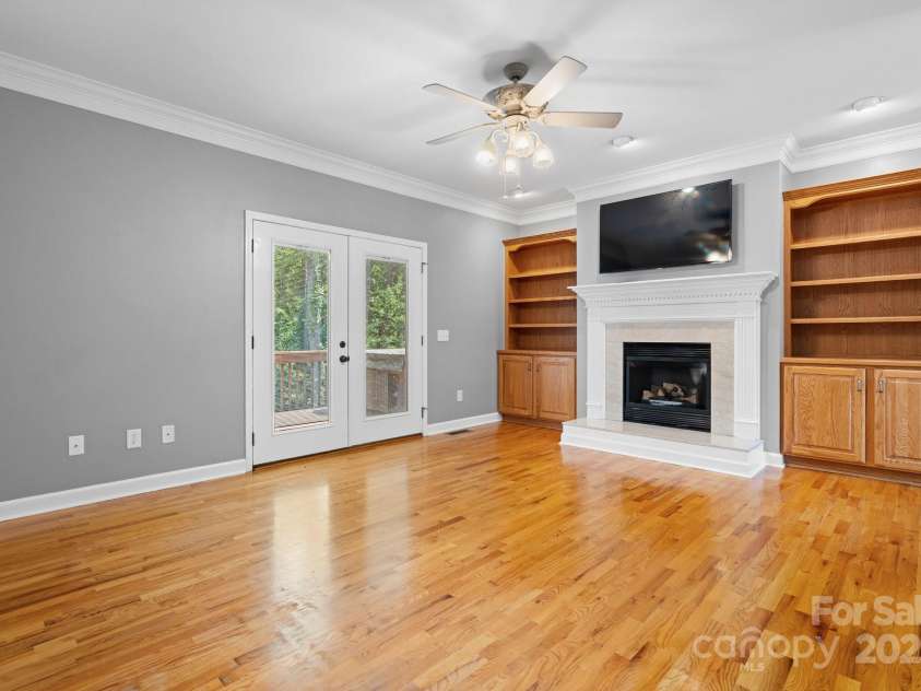 5362 Beacon Ridge Drive, Granite Falls, NC 28630.  MLS# CAR4261104, YatesRealty ID 14737. 