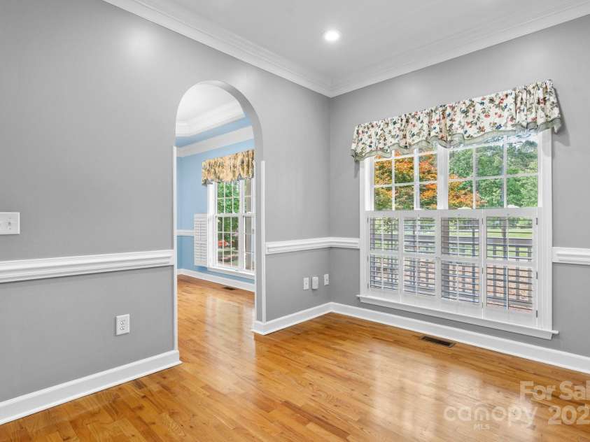 5362 Beacon Ridge Drive, Granite Falls, NC 28630.  MLS# CAR4261104, YatesRealty ID 14737. 