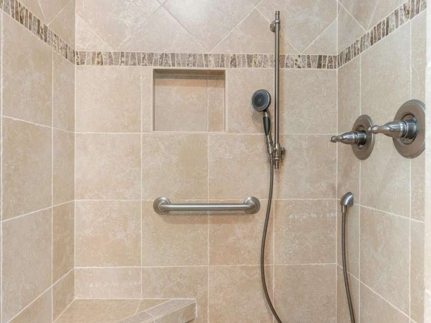 5362 Beacon Ridge Drive, Granite Falls, NC 28630.  MLS# CAR4261104, YatesRealty ID 14737. 