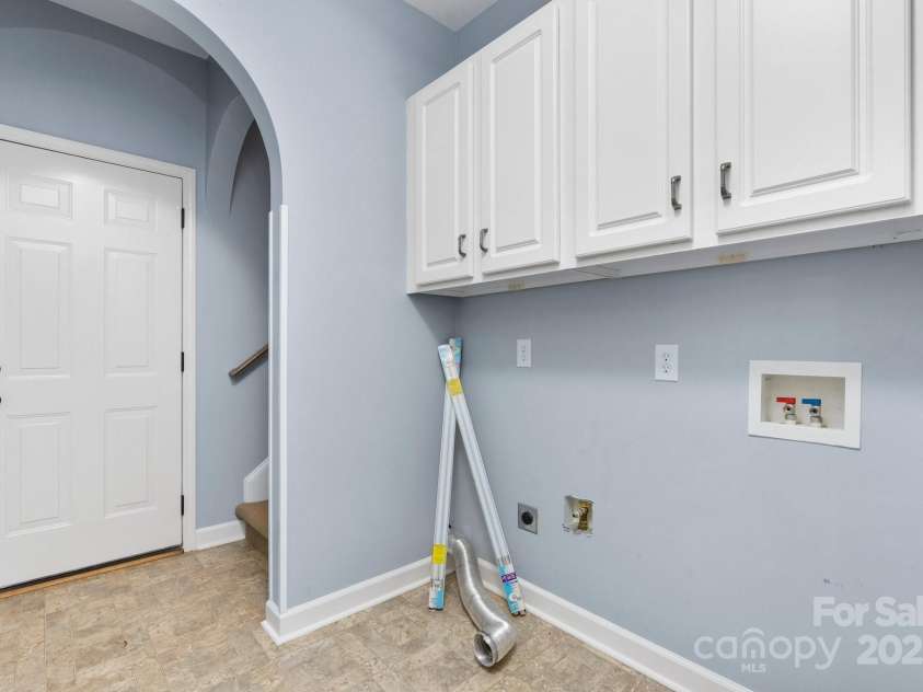 5362 Beacon Ridge Drive, Granite Falls, NC 28630.  MLS# CAR4261104, YatesRealty ID 14737. 