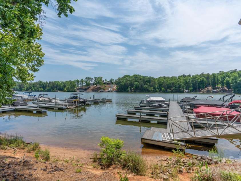 5362 Beacon Ridge Drive, Granite Falls, NC 28630.  MLS# CAR4261104, YatesRealty ID 14737. Community Boat Slips