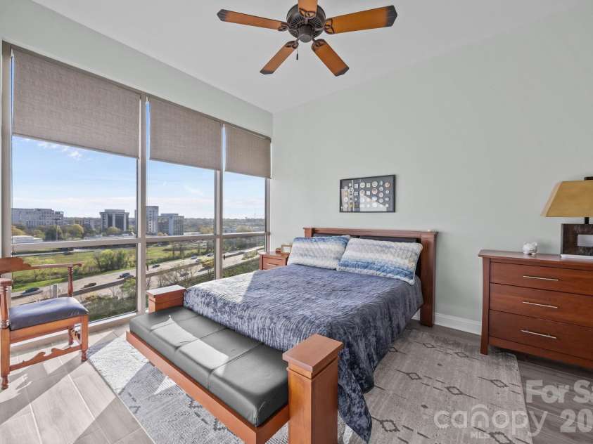 701 Royal Court, Charlotte, NC 28202.  MLS# CAR4355029, YatesRealty ID 14737. 