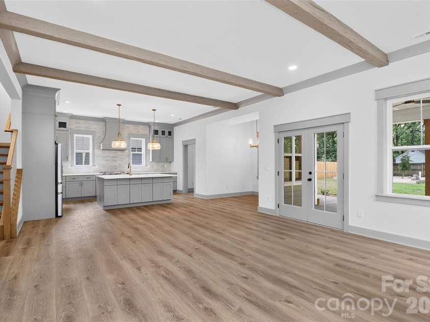 1617 Parson Street, Charlotte, NC 28205.  MLS# CAR4410956, YatesRealty ID 14739. 