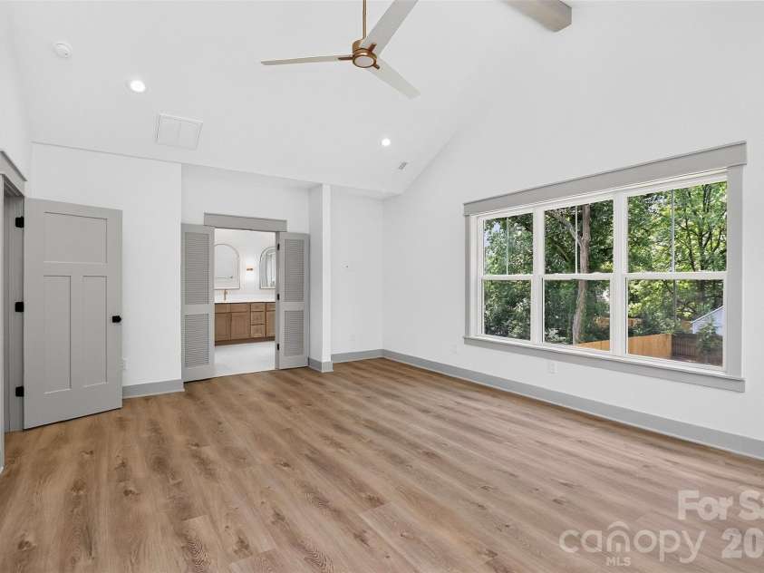 1617 Parson Street, Charlotte, NC 28205.  MLS# CAR4410956, YatesRealty ID 14739. 