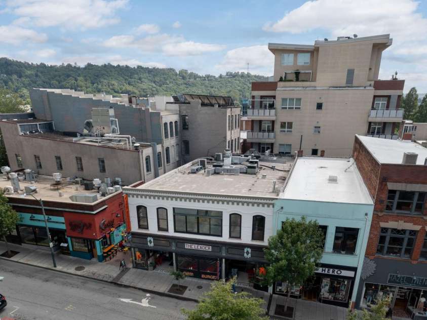 10 Patton Avenue, Asheville, NC 28801.  MLS# CAR4178413, YatesRealty ID 1474. An aerial view