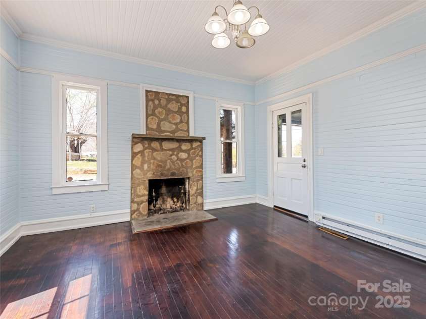 442 and 440 Walnut Street, Waynesville, NC 28786.  MLS# CAR4241877, YatesRealty ID 1474. 