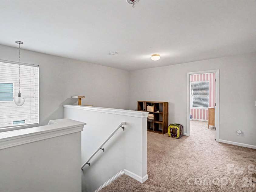 2419 Impatien Drive, Charlotte, NC 28215.  MLS# CAR4355109, YatesRealty ID 14740. 