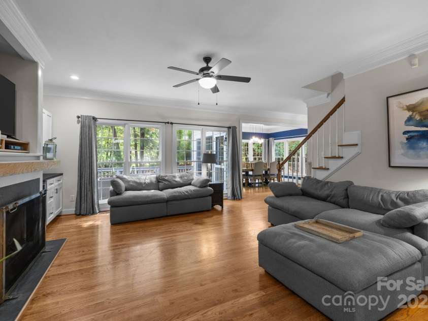 327 Wilby Drive, Charlotte, NC 28270.  MLS# CAR4257935, YatesRealty ID 14740. 