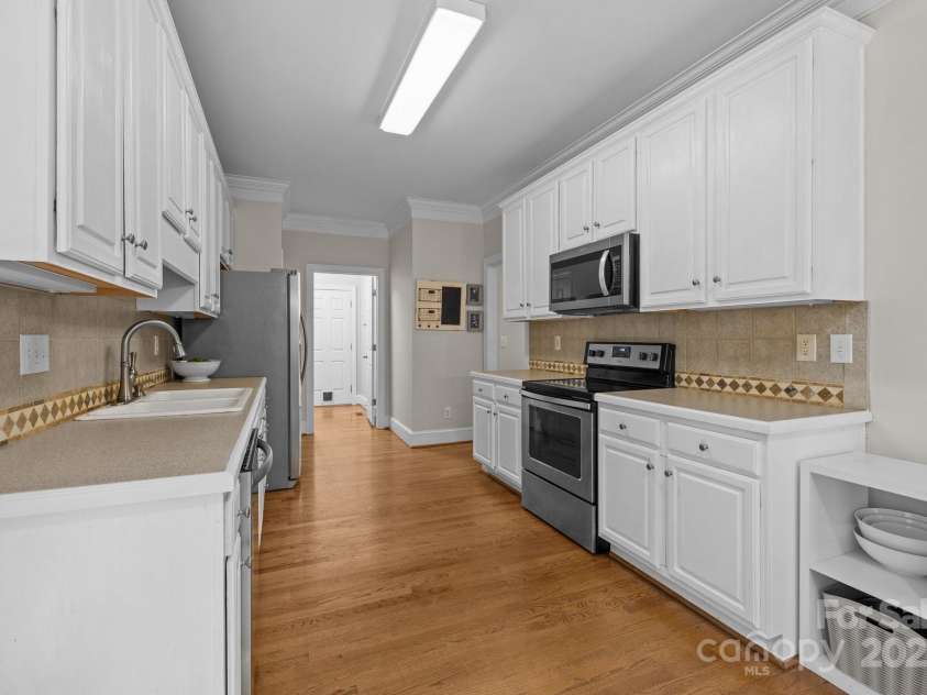 327 Wilby Drive, Charlotte, NC 28270.  MLS# CAR4257935, YatesRealty ID 14740. 